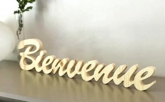 Lettrage Bienvenue en bois découpé CNC